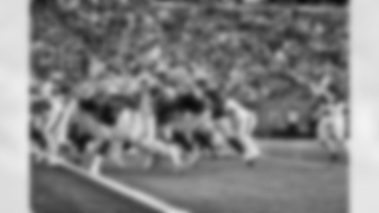 RB Devin Singletary (26)