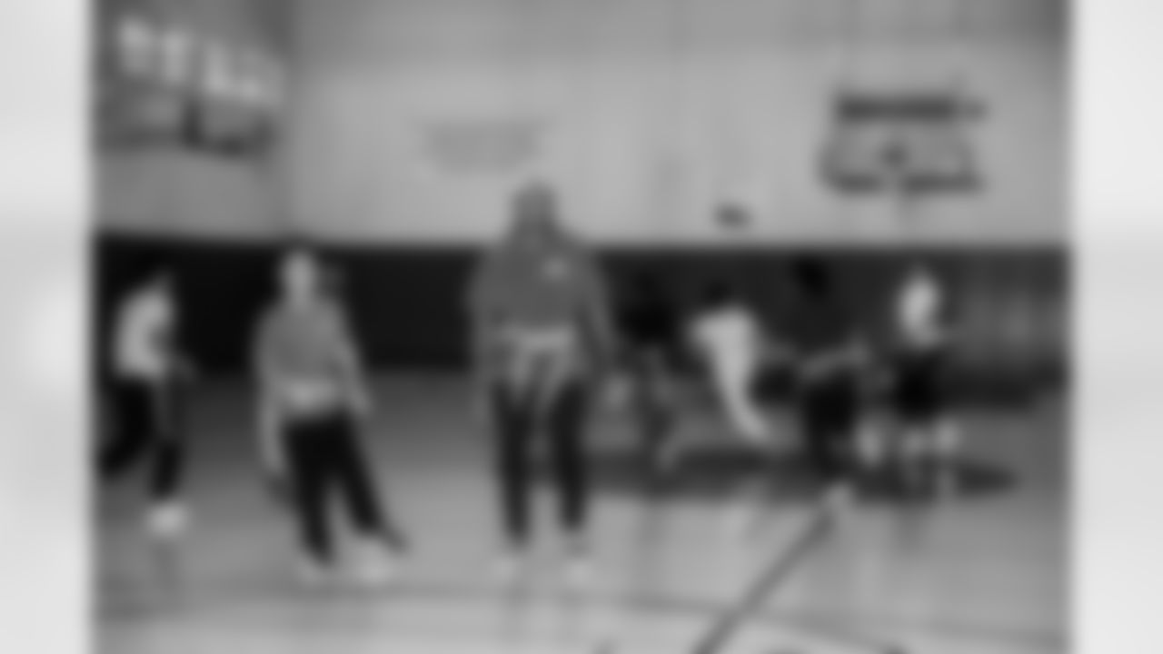 ILB Bobby Okereke (58)