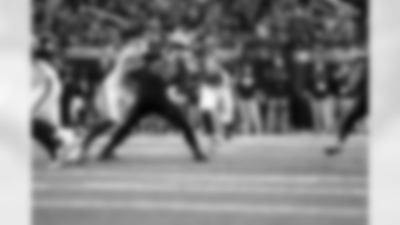 RB Devin Singletary (26)