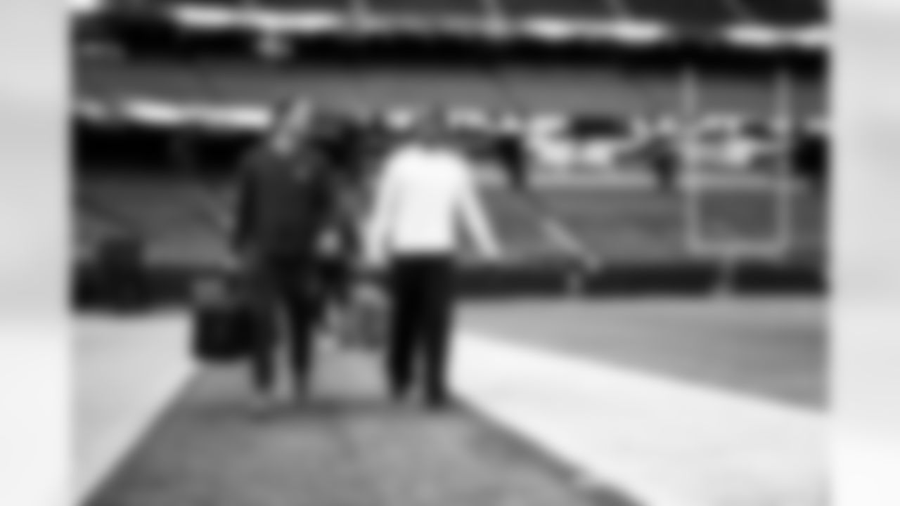 P Jamie Gillan (12), CB Dru Phillips (22)