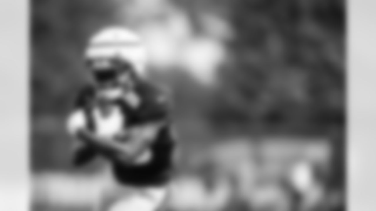 RB Jonathan Ward (23)