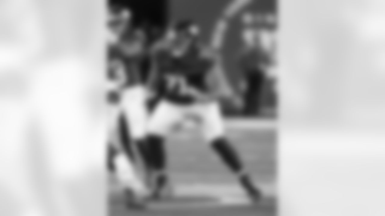 New York Giants guard Marcus Mbow (71)