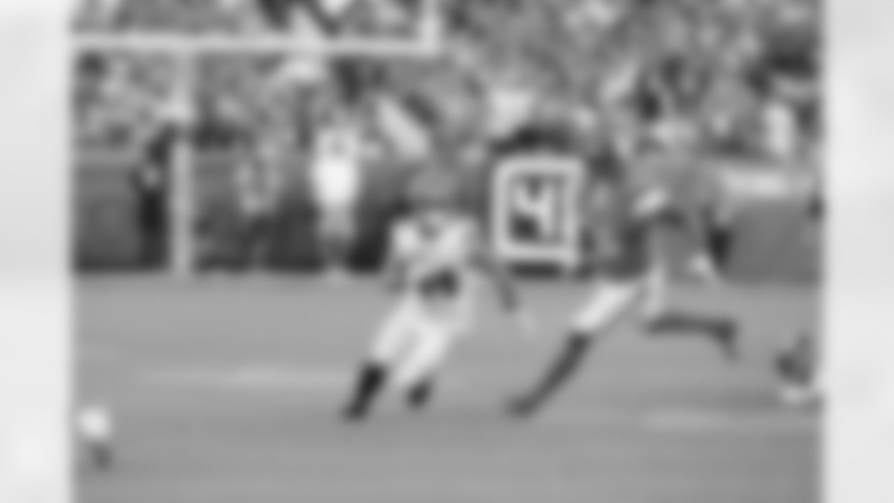 RB Cam Skattebo (44)
