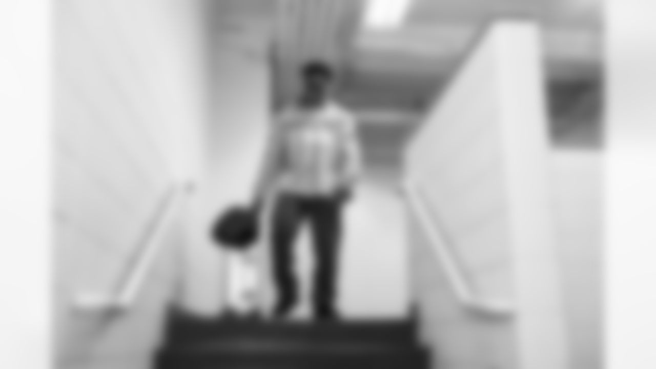 RB Tyrone Tracy Jr. (29)