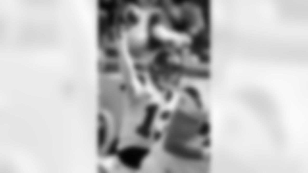 Northwestern quarterback Mike Kafka throws a pass during the first quarter of an NCAA college football game against Michigan State, Saturday, Oct. 17, 2009, in East Lansing, Mich. (AP Photo/Al Goldis)