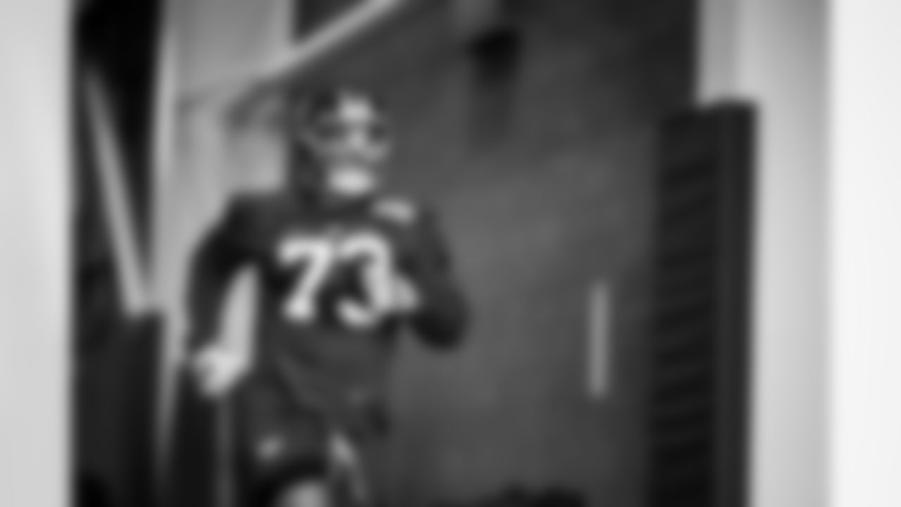 T Evan Neal (73)