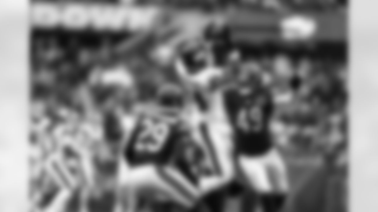 TE Theo Johnson (84)