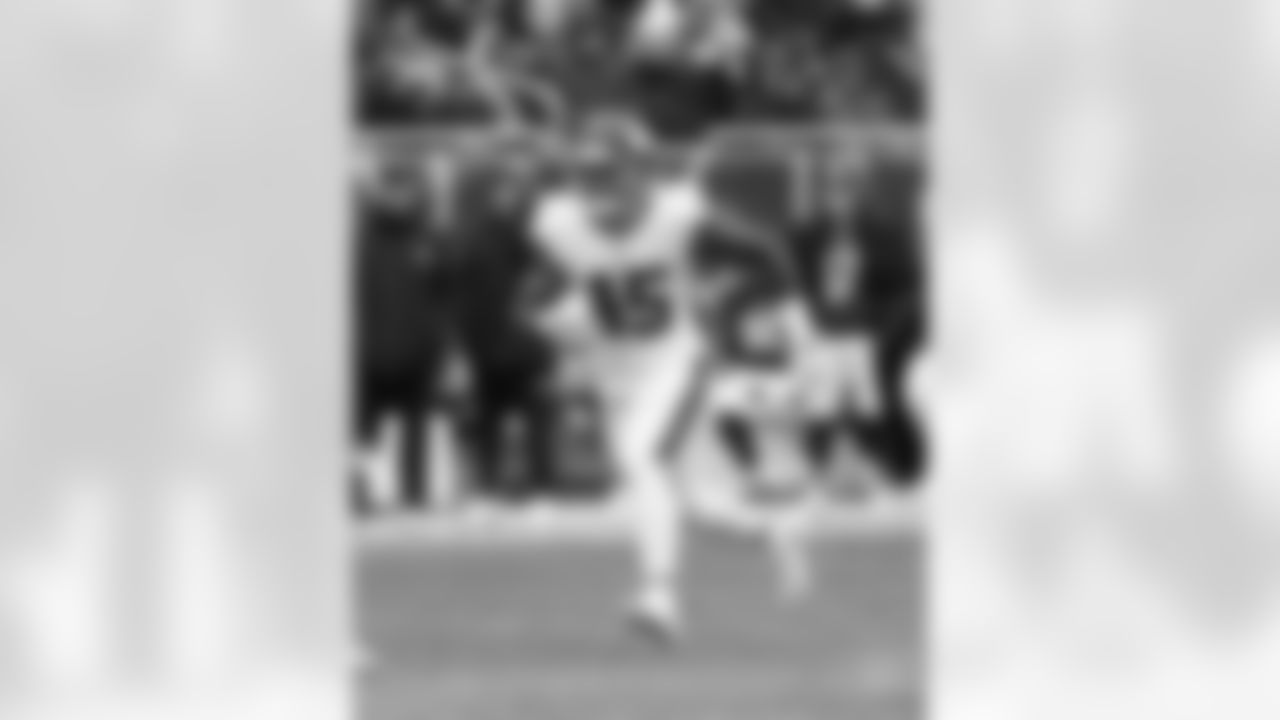 OLB Tomon Fox - Free Agent Signing from NYG PS (December 1)