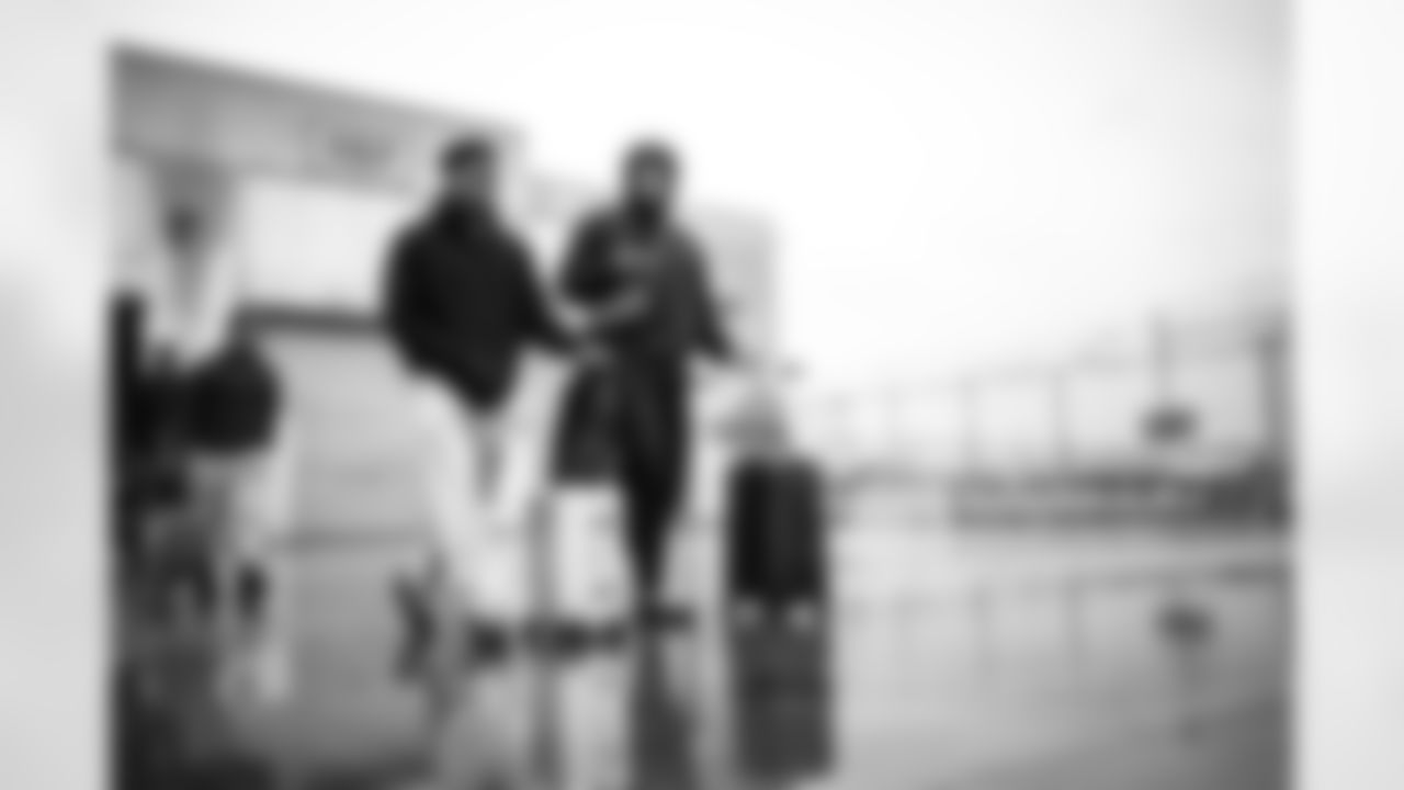 RB Tyrone Tracy Jr. (29), OL Marcus Mbow (71)