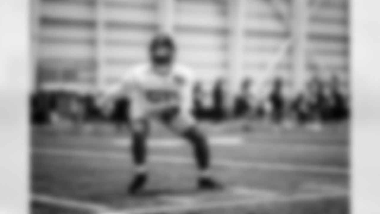 DL Chauncey Golston
