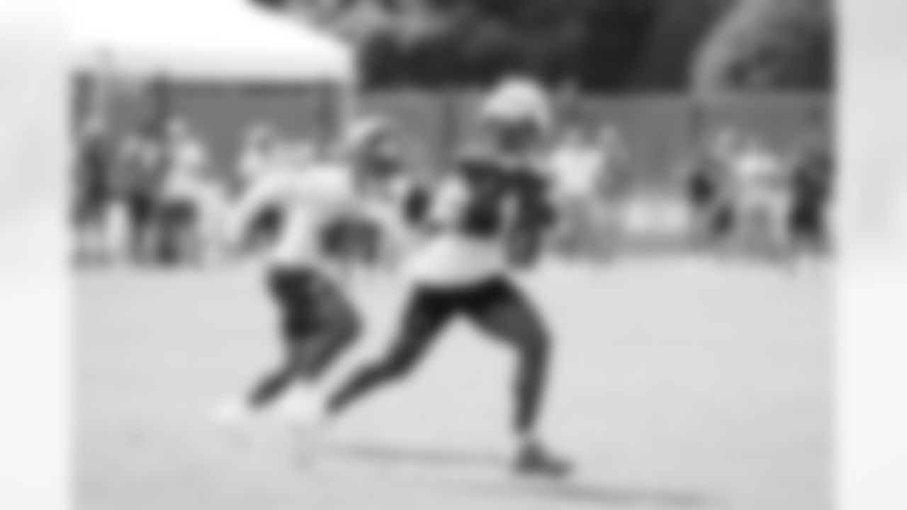 WR Malik Nabers (1),LB Chris Board (49)