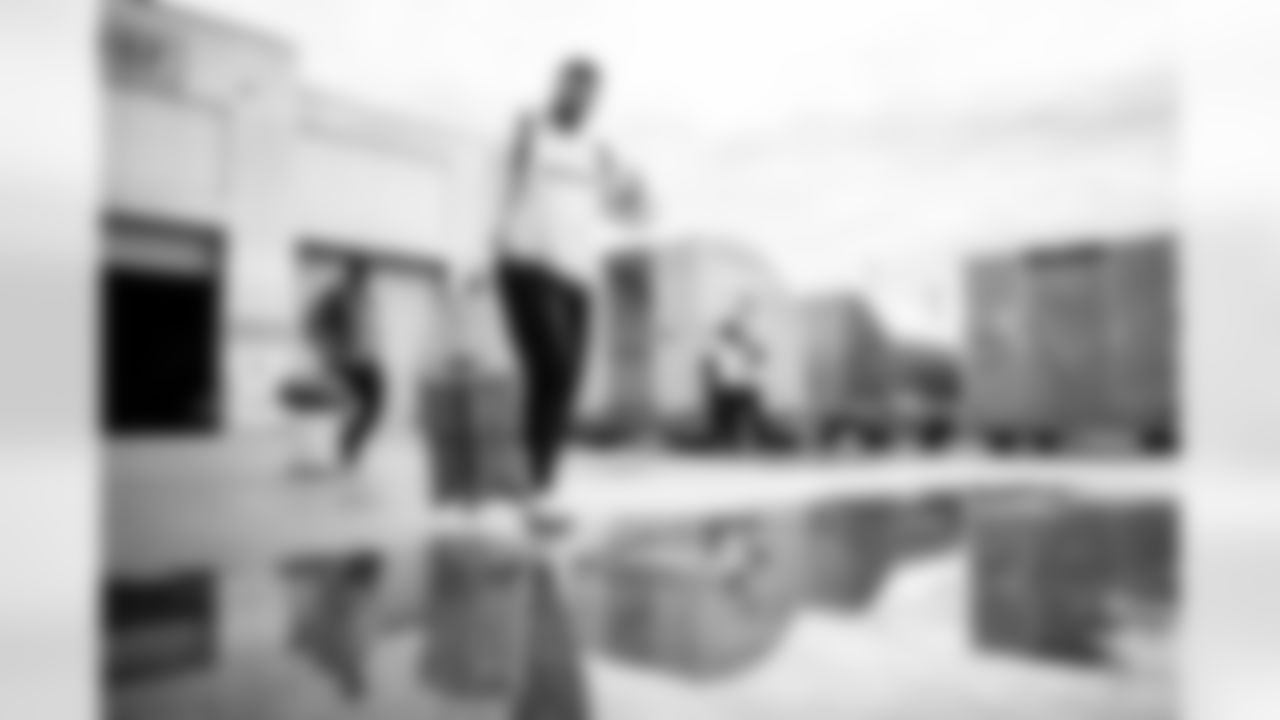 DT Roy Robertson-Harris (95)