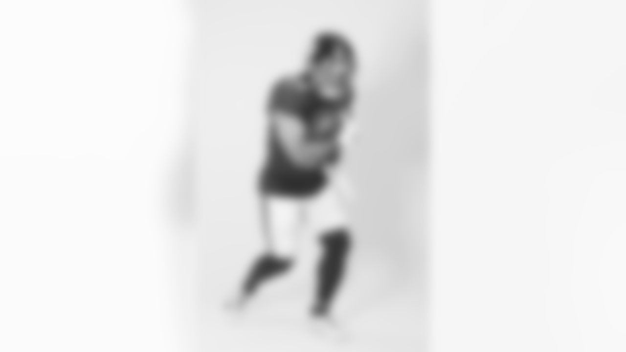 New York Giants running back Cam Skattebo (44) poses for a portrait during the NFLPA Rookie Premiere on Saturday, May 17, 2025 in Thousand Oaks, Calif. (Ben Liebenberg/NFL)