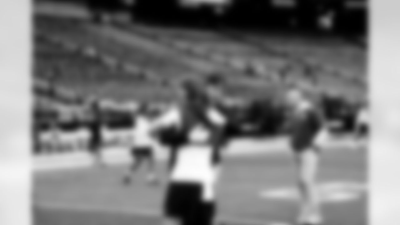 25_1228_RadidersLR_131