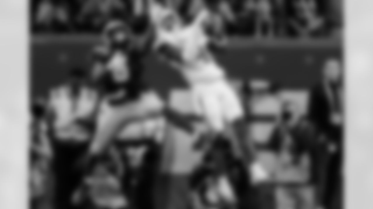 Andrew Mukuba, S, Texas