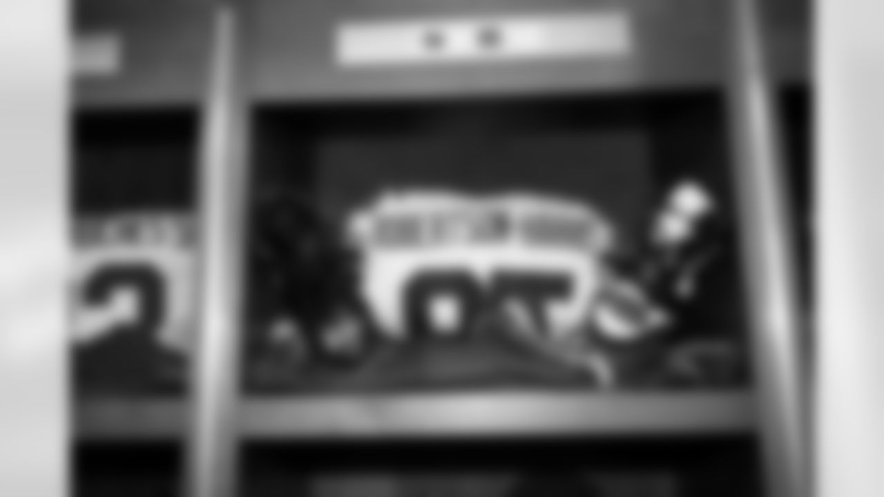 DT Roy Robertson-Harris (95)