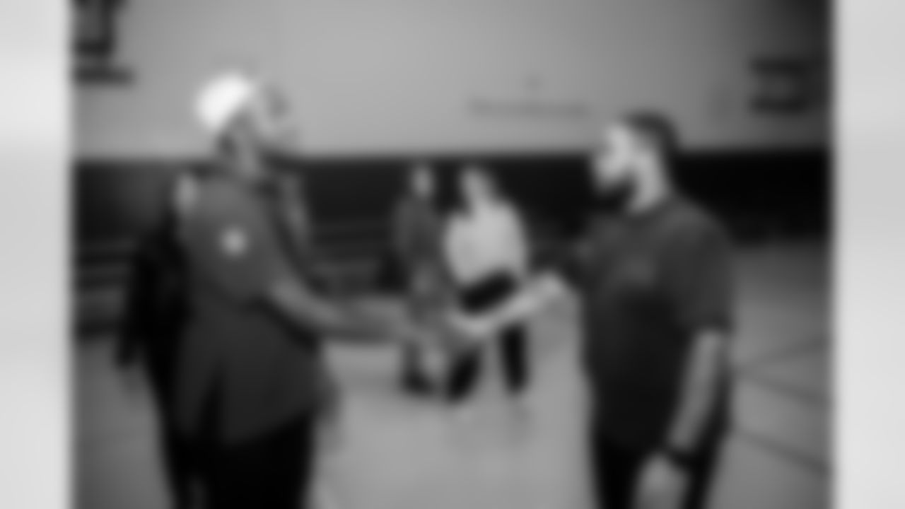 ILB Bobby Okereke (58)