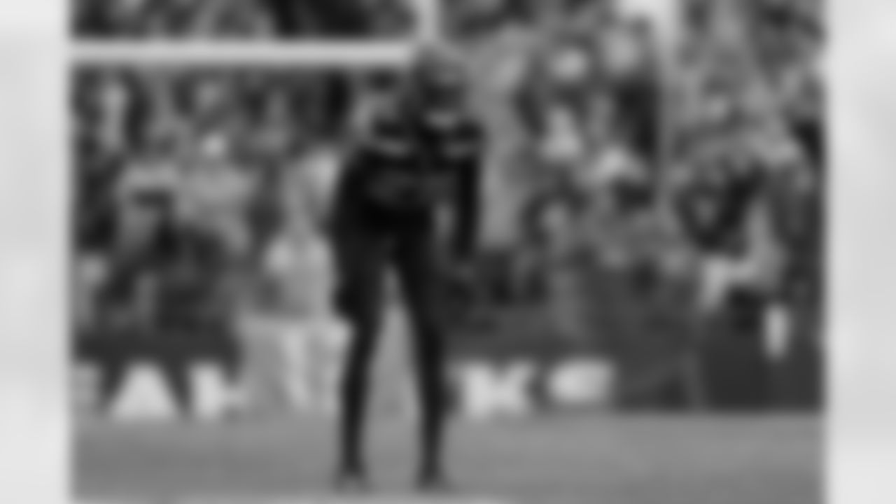 No. 36 Tariq Woolen, CB