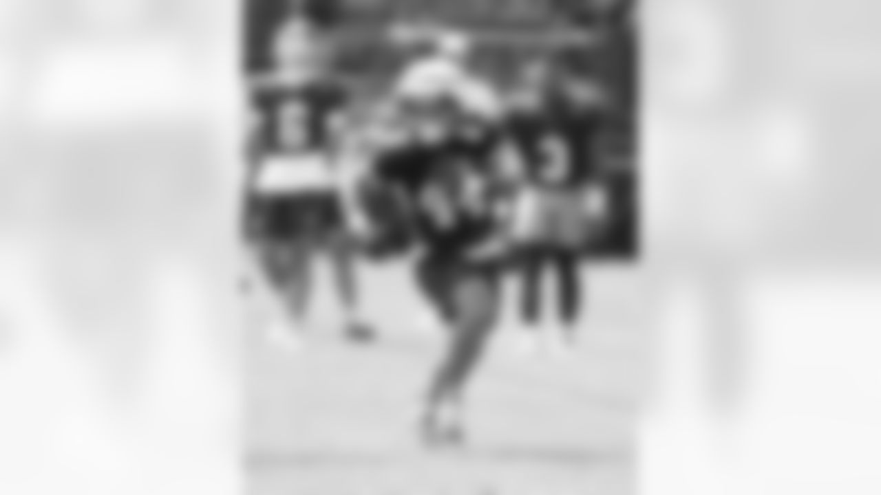 RB Cam Skattebo (44)