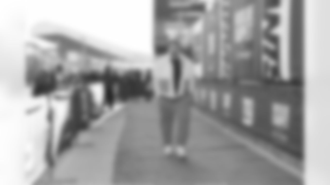 DL D.J. Davidson (98)