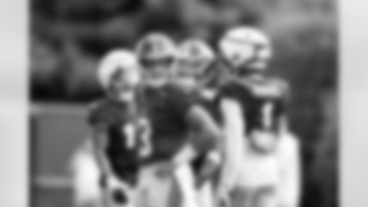 QB Russell Wilson (3)