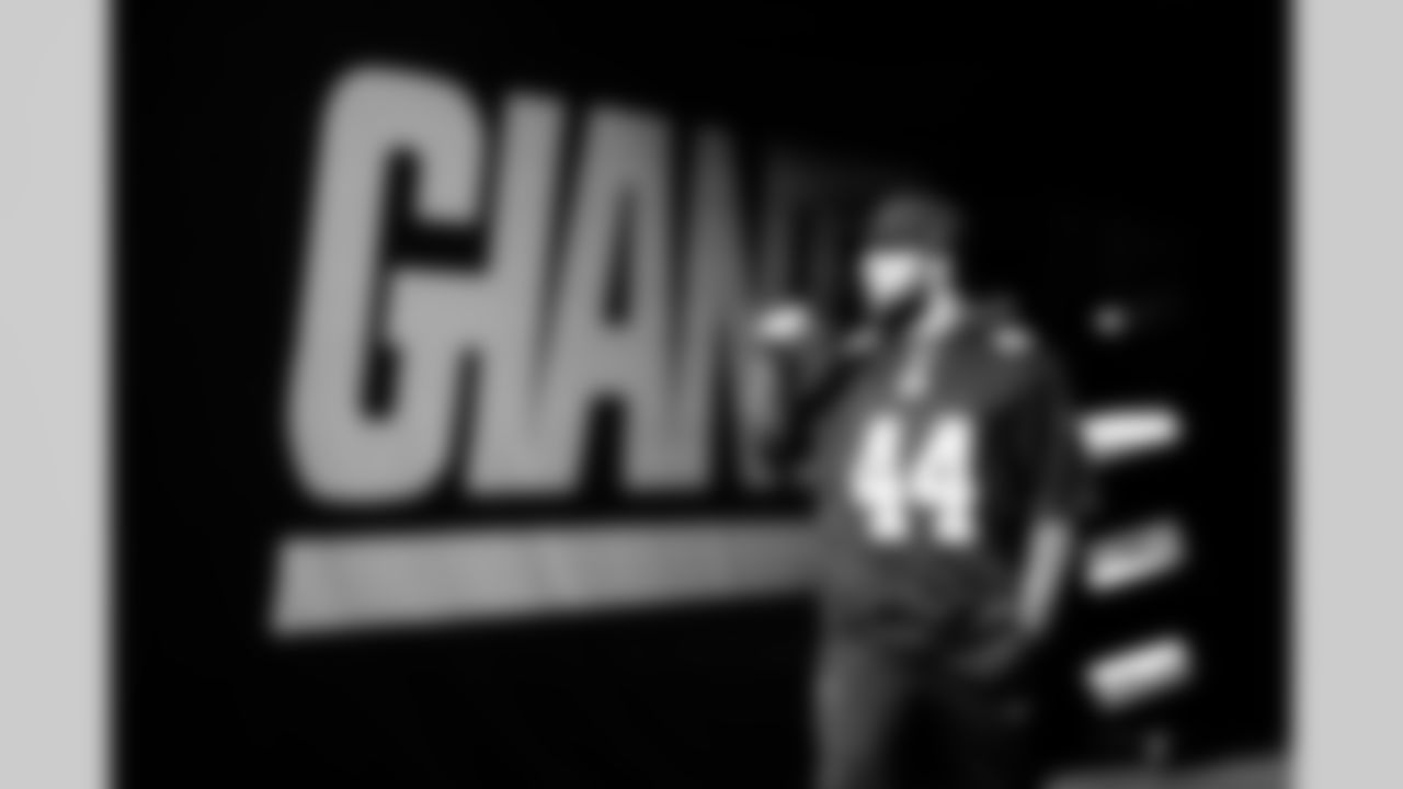 RB Cam Skattebo (44)