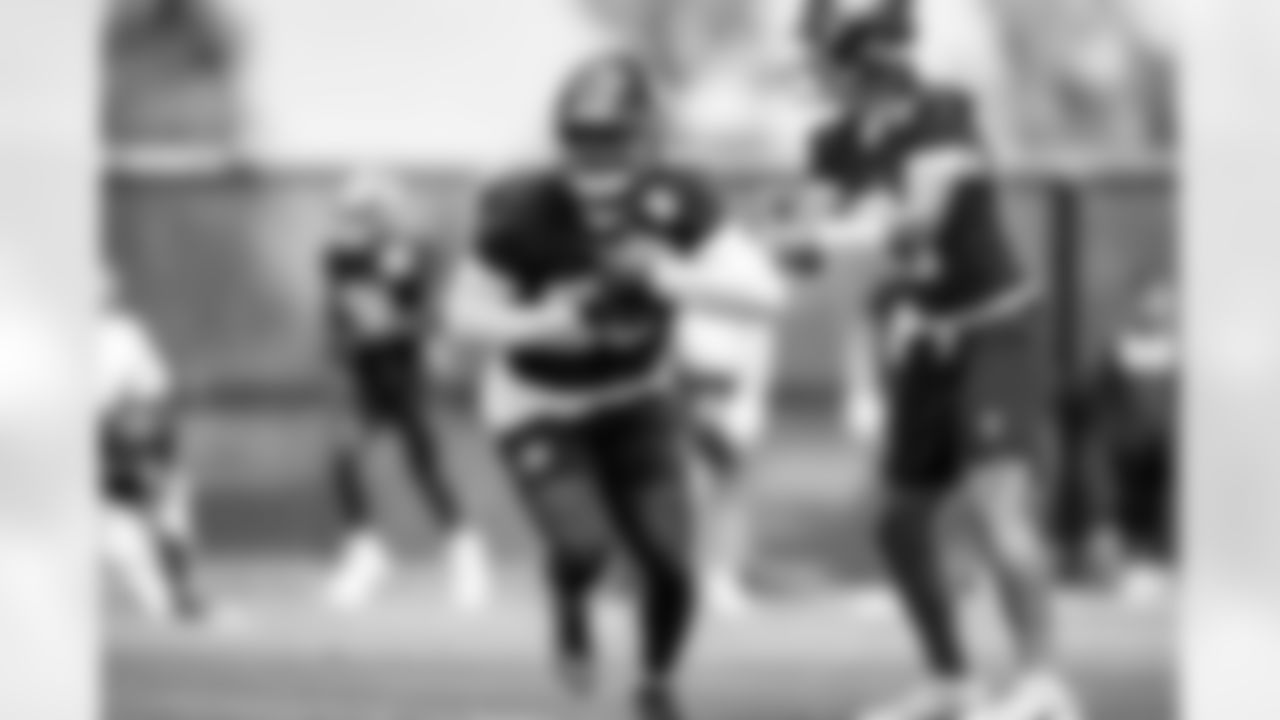 RB Rushawn Baker (36)