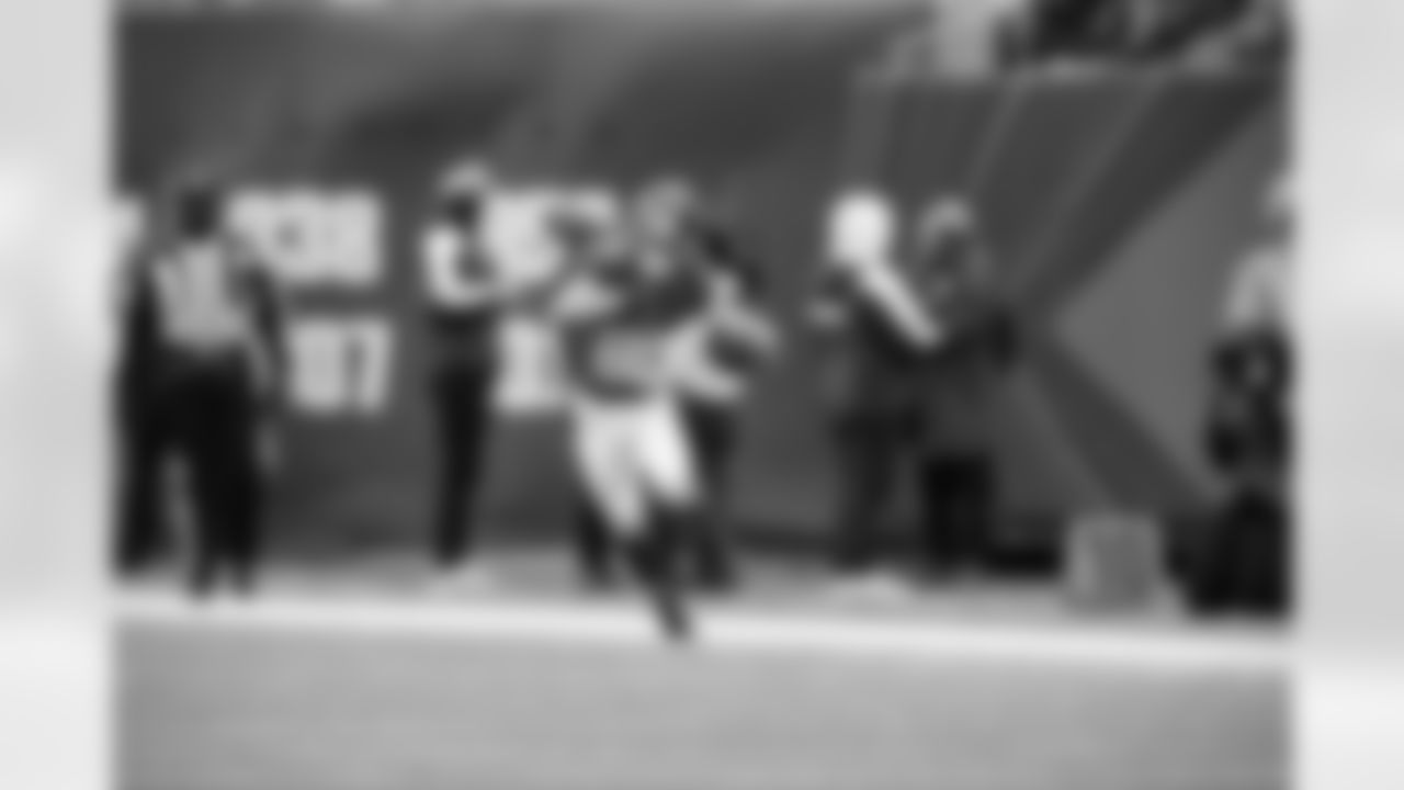 WR Gunner Olszewski (80)