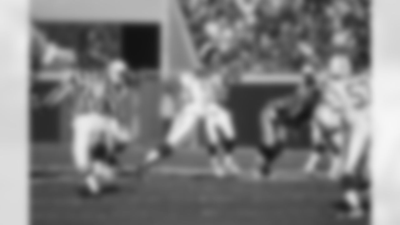 LB Trev Alberts - Indianapolis Colts (1994)