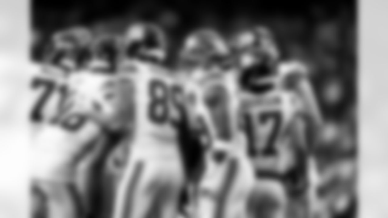 25_1228_RadidersLR_378