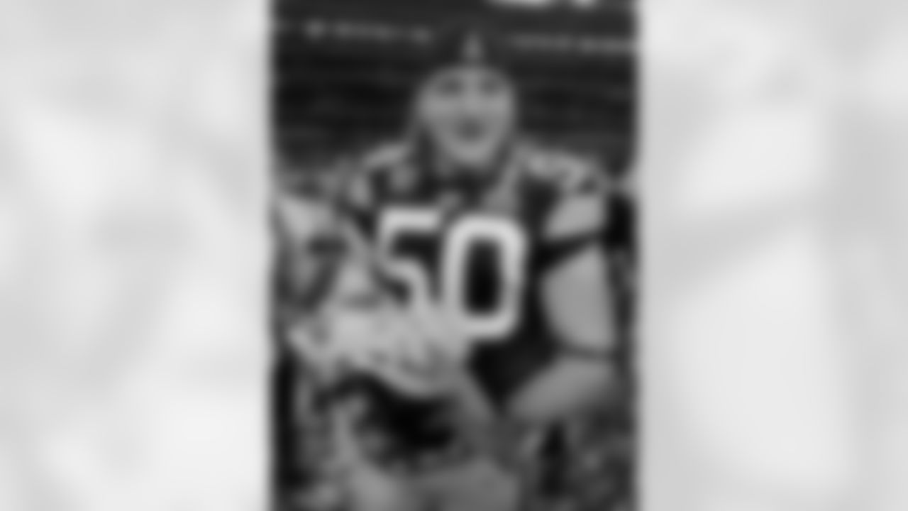 LB A.J. Hawk - Green Bay Packers (2006)