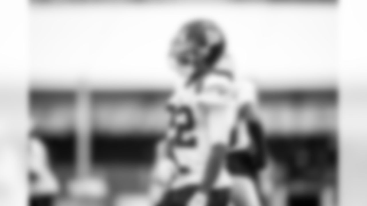 CB Dru Phillips (22)