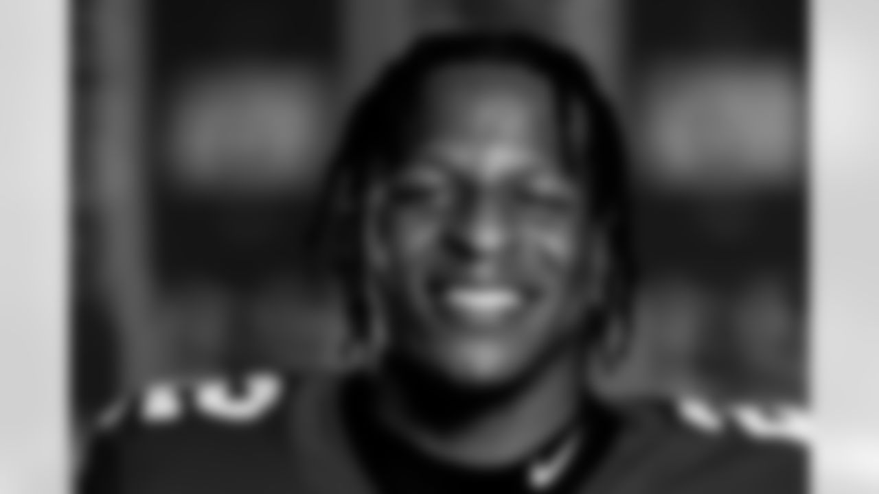 CB Dru Phillips (22)