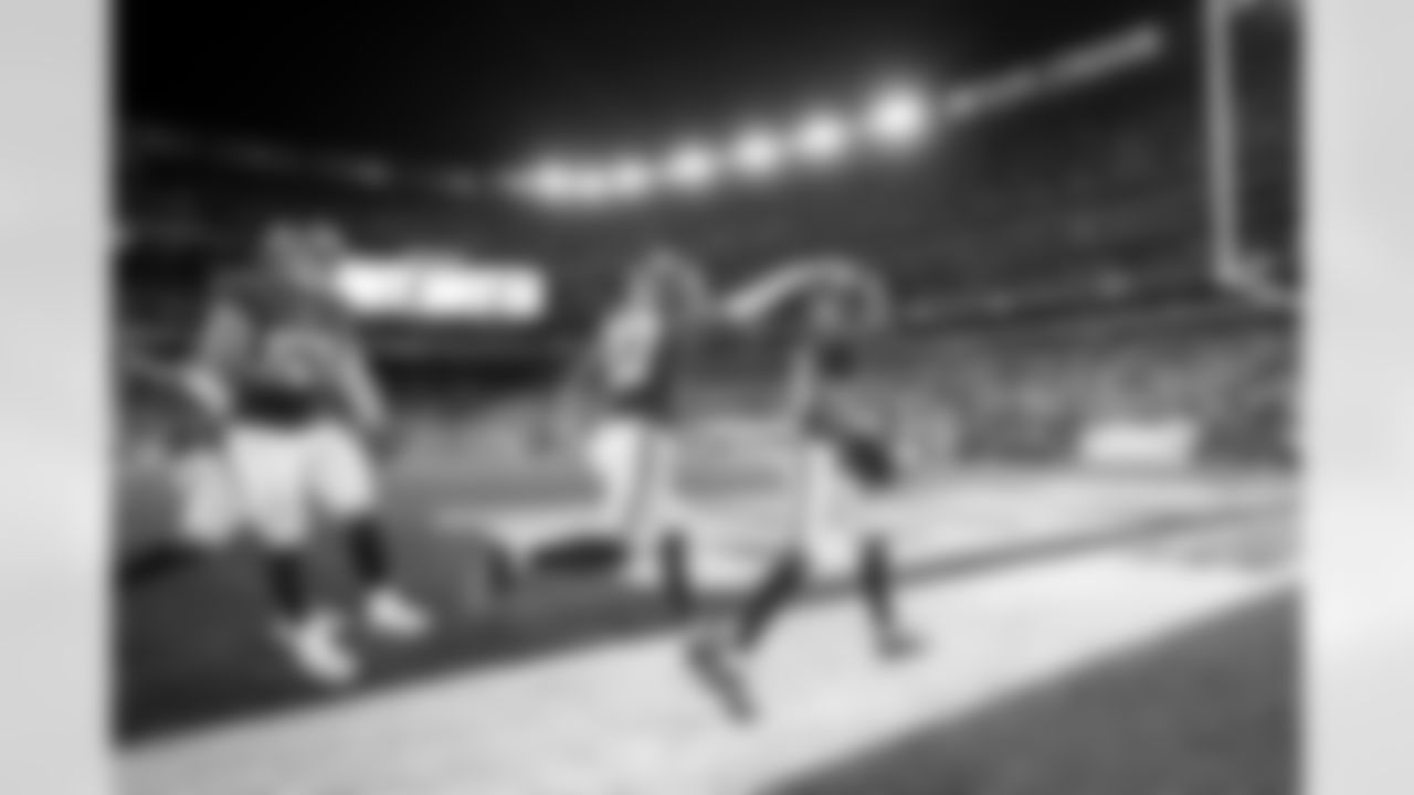 CB Cor'Dale Flott (28), S Tyler Nubin (27), ILB Darius Muasau (53)