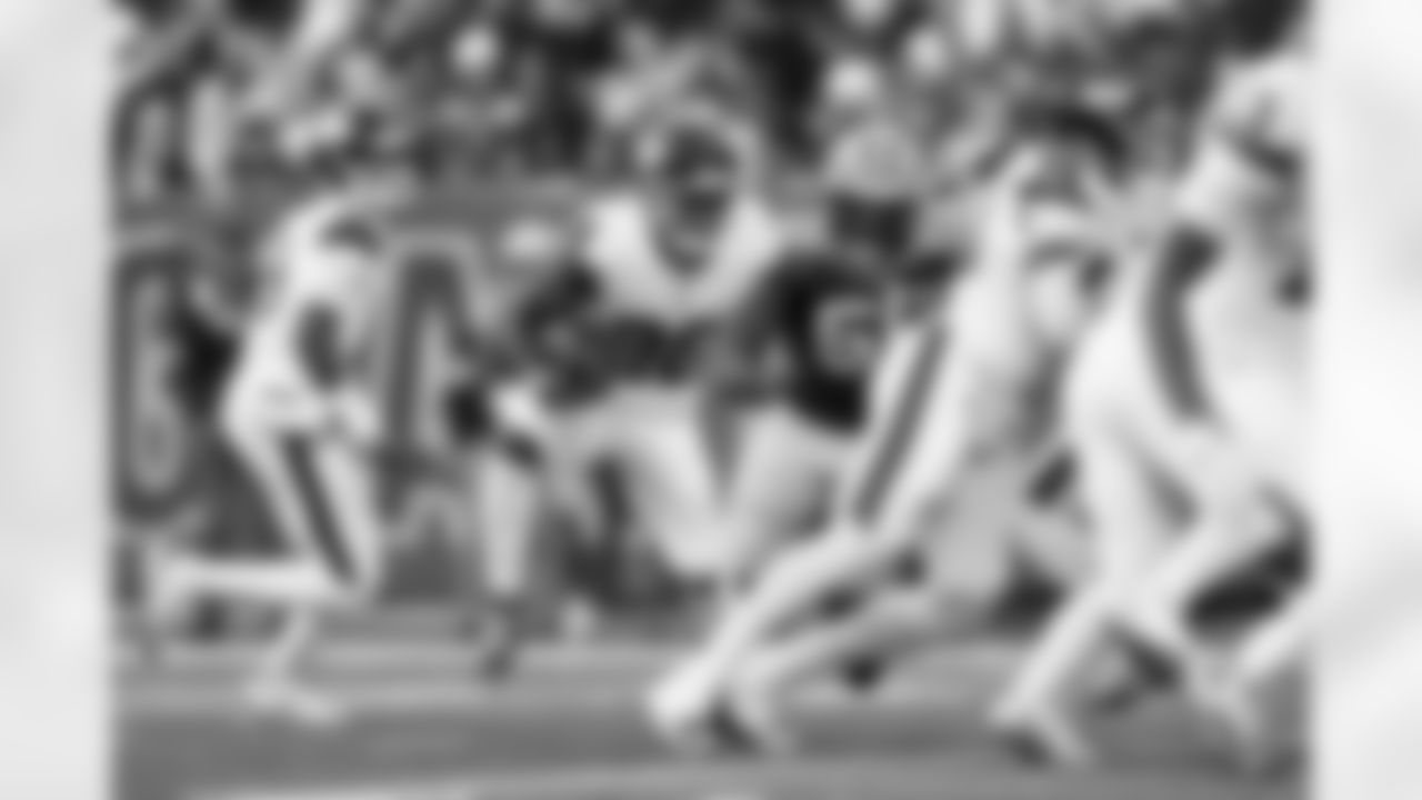 RB Devin Singletary (26)