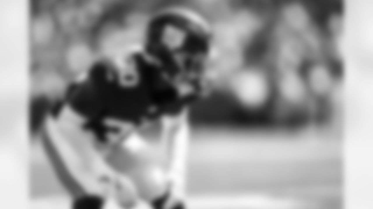 CB TJ Moore