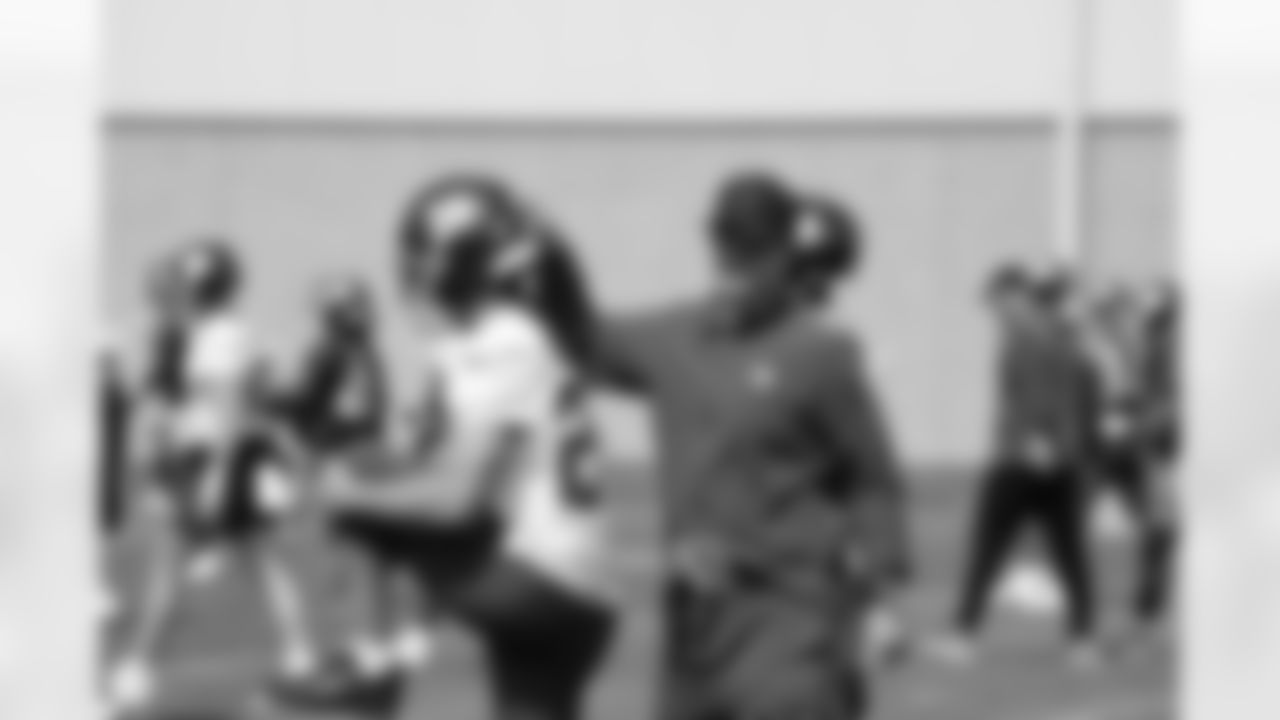 Shane Bowen, S Dane Belton (24)