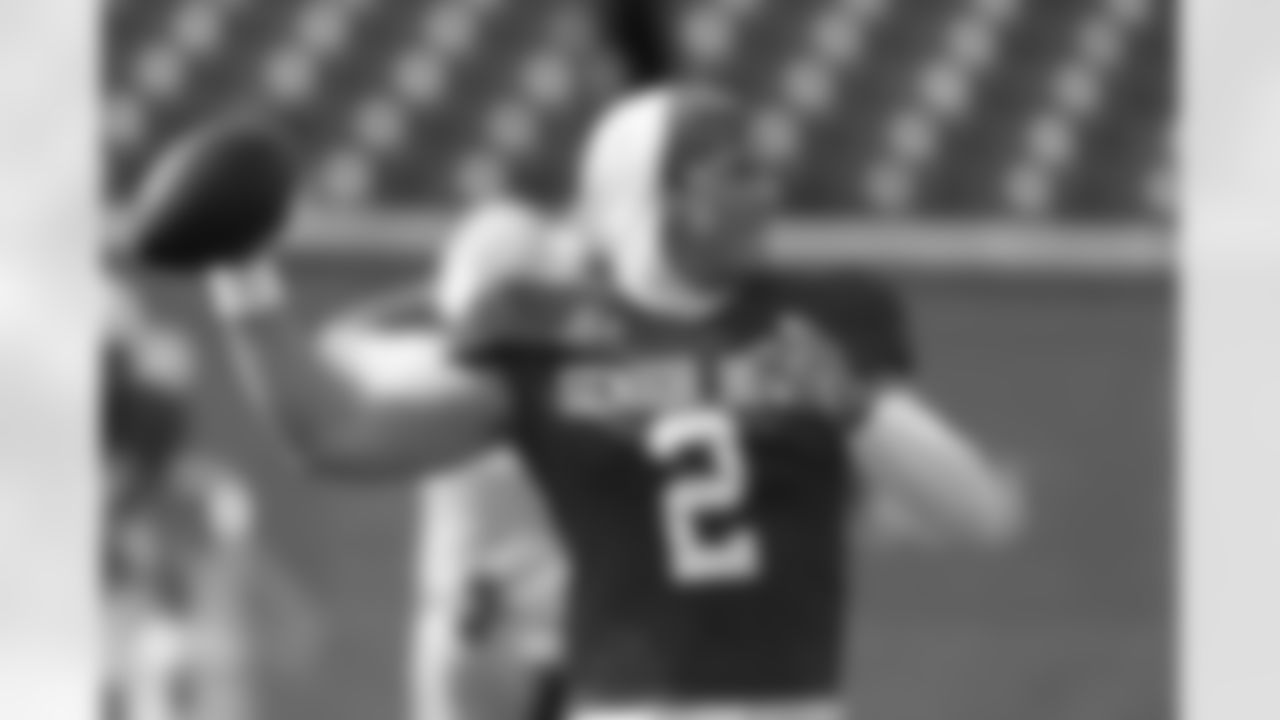 American team quarterback Jaxson Dart of Mississippi throws a pass during practice for the Senior Bowl NCAA college football game, Thursday, Jan. 30, 2025, in Mobile, Ala. (AP Photo/Butch Dill)