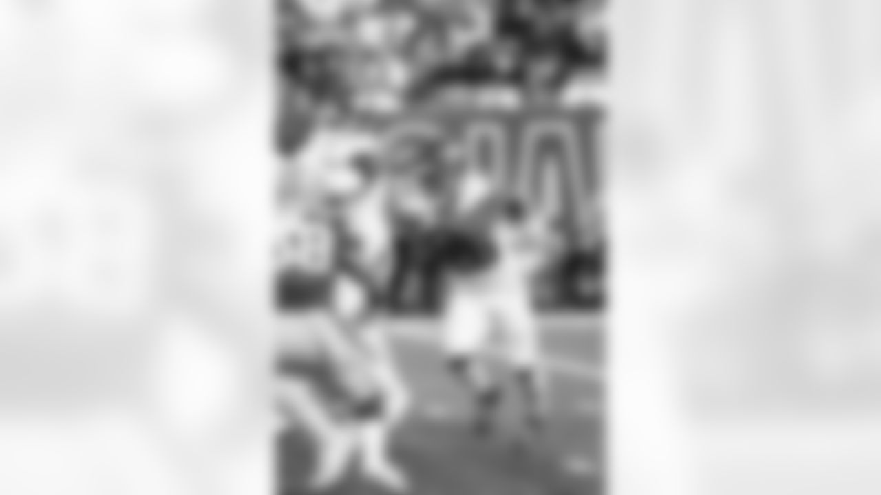 RB Devin Singletary (26)