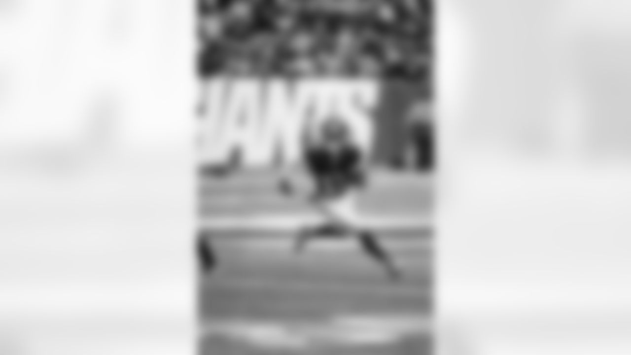 WR Wan'Dale Robinson (17)