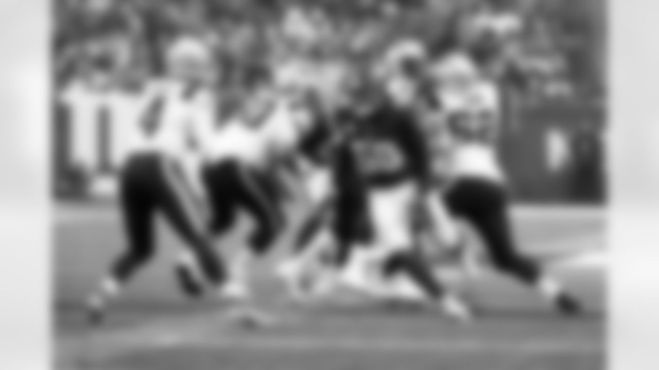 ILB Bobby Okereke (58)