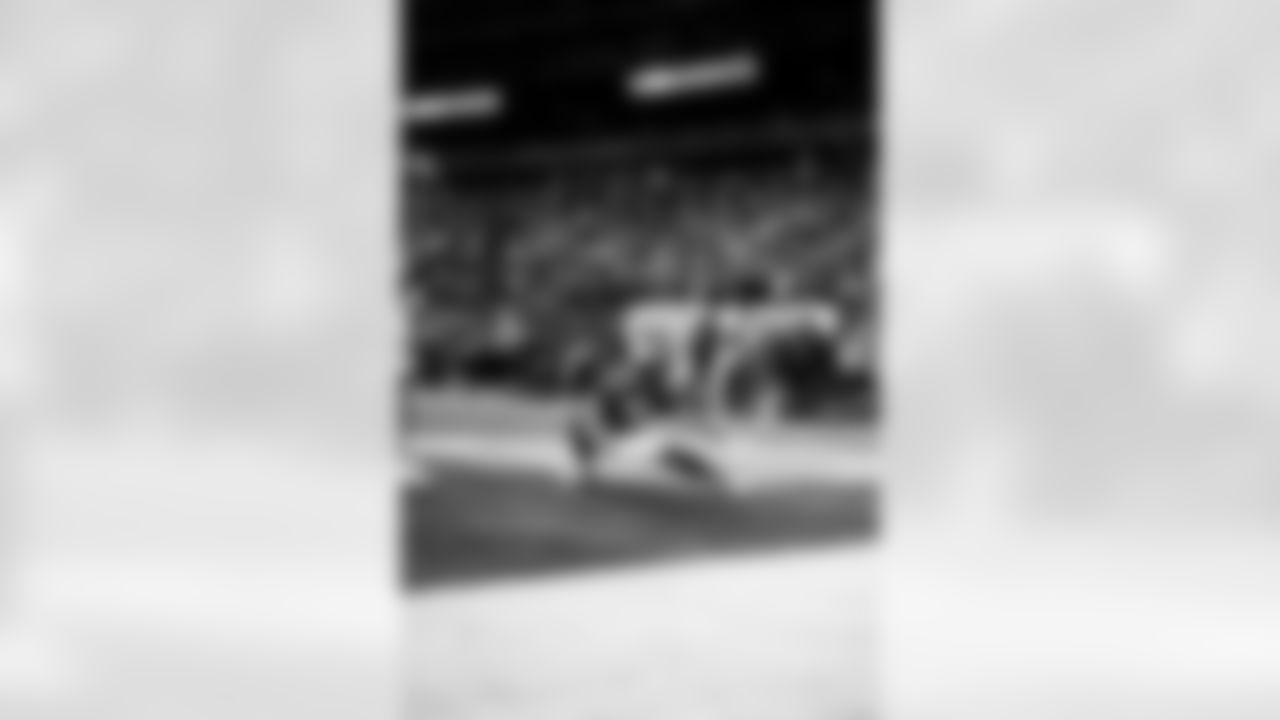 RB Cam Skattebo (44)