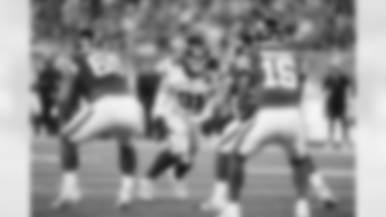 DL Casey Rogers - Free Agent Signing from NYG Practice Squad (December 7)