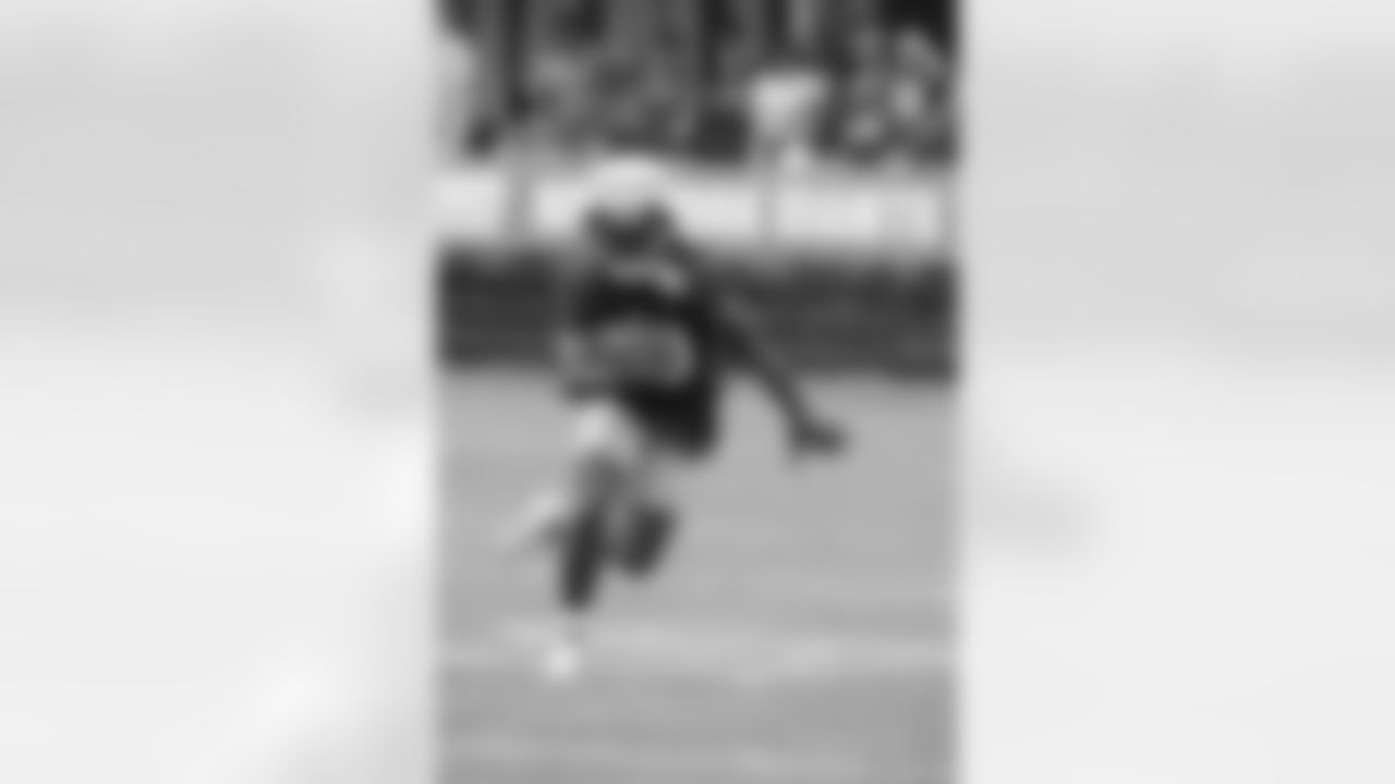 WR Montrell Washington (80)