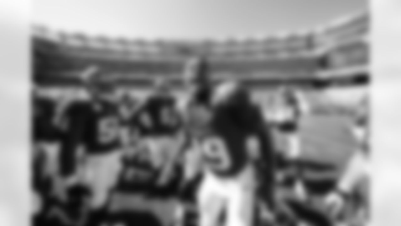 New York Giants quarterback Jameis Winston (19)