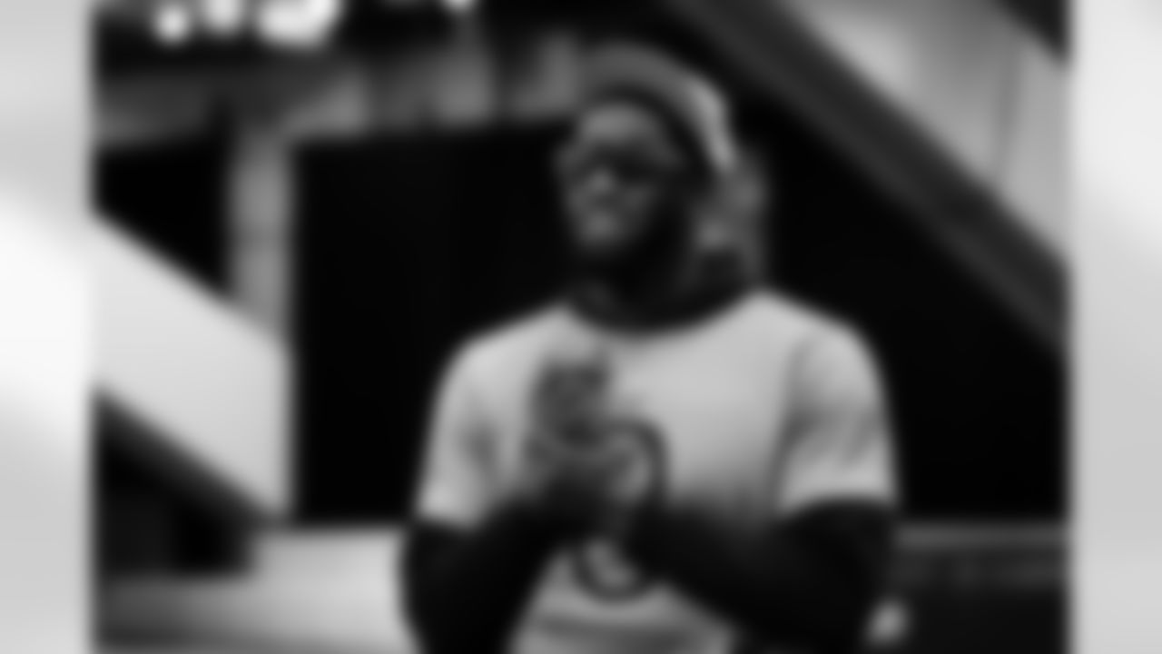 New York Giants linebacker Brian Burns (0) participates during a Pro Bowl team practice on Monday, February 2, 2026 in San Francisco. (Kara Durrette/NFL)