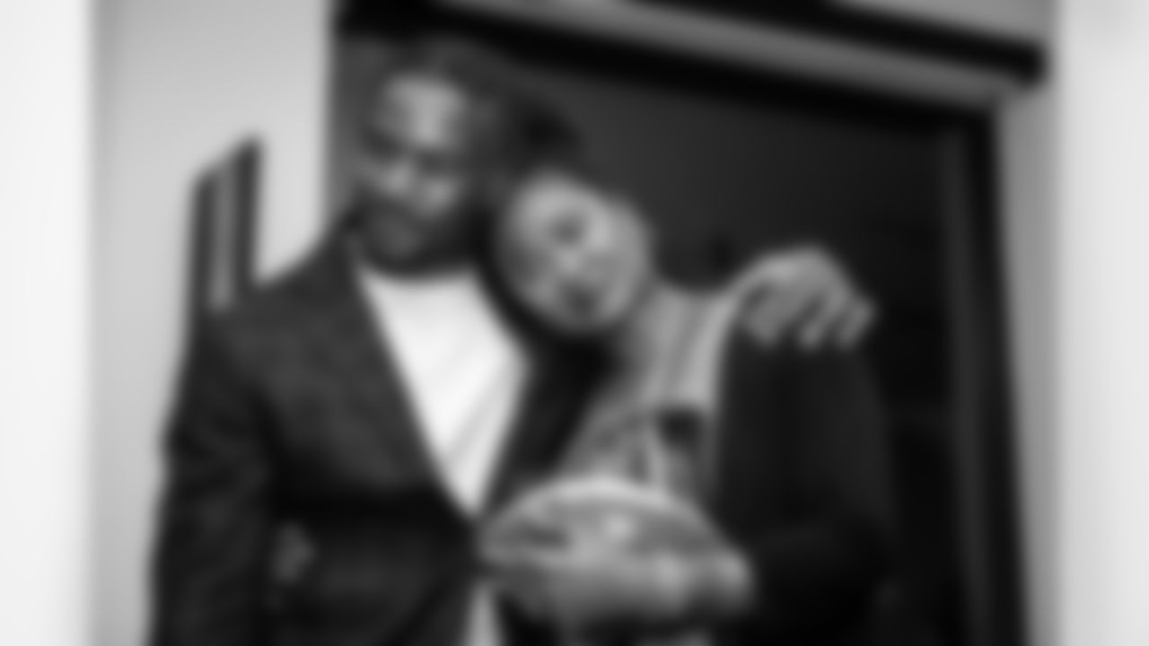 ILB Bobby Okereke (58)