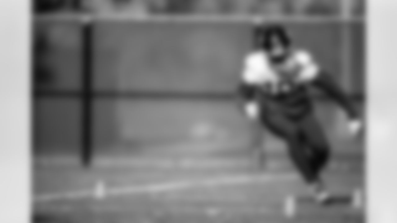 WR Darius Slayton (18)