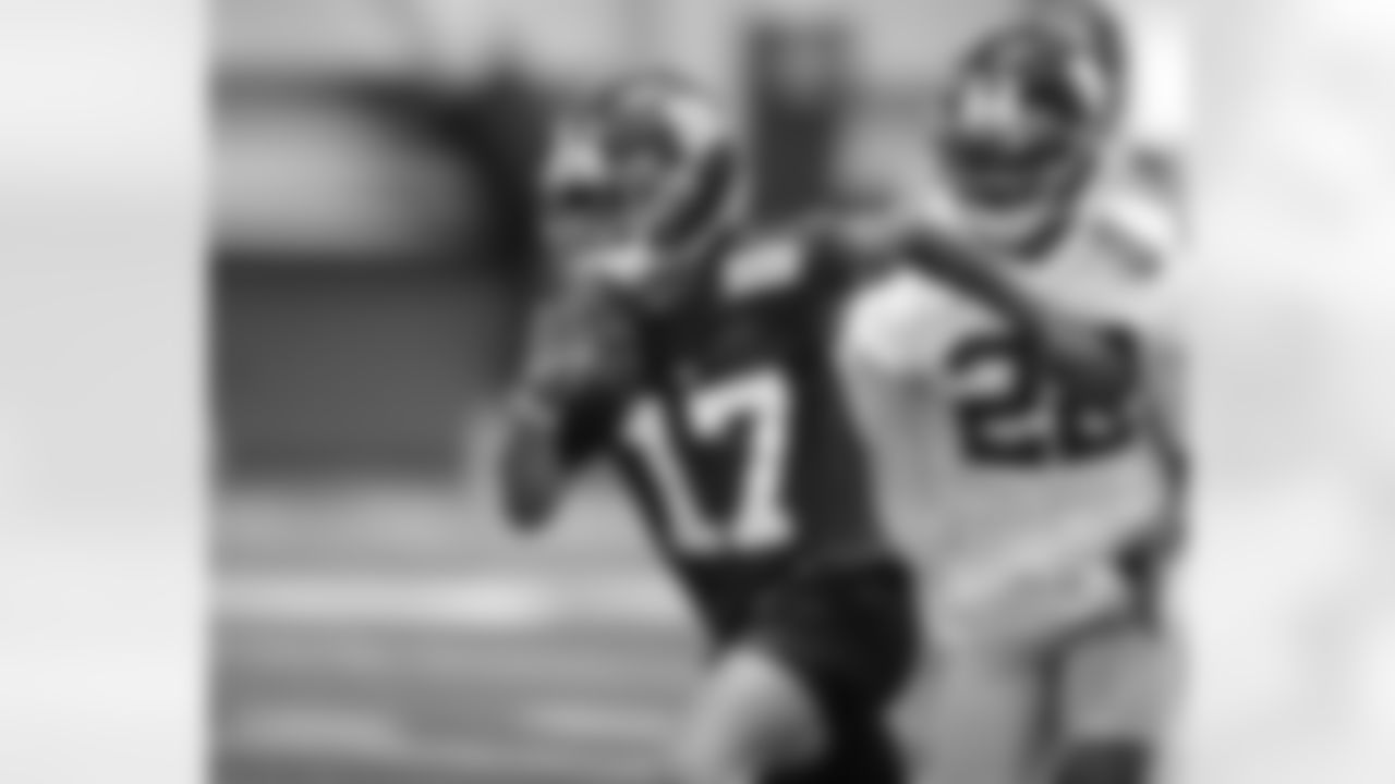WR Wan'Dale Robinson (17)