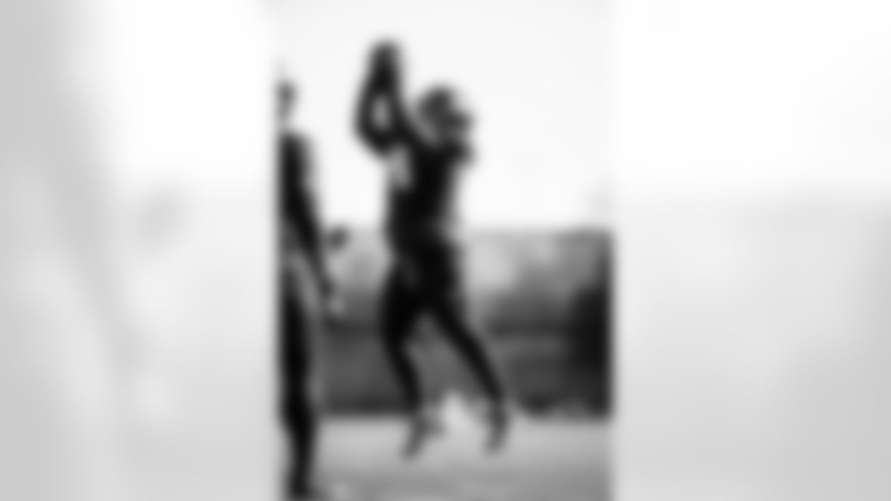 DT Elijah Chatman (94)